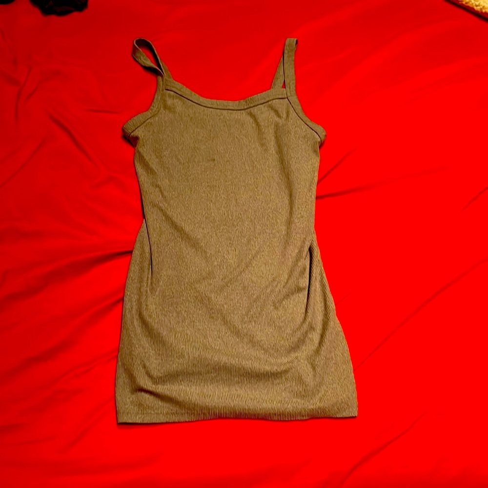 Gray tank top